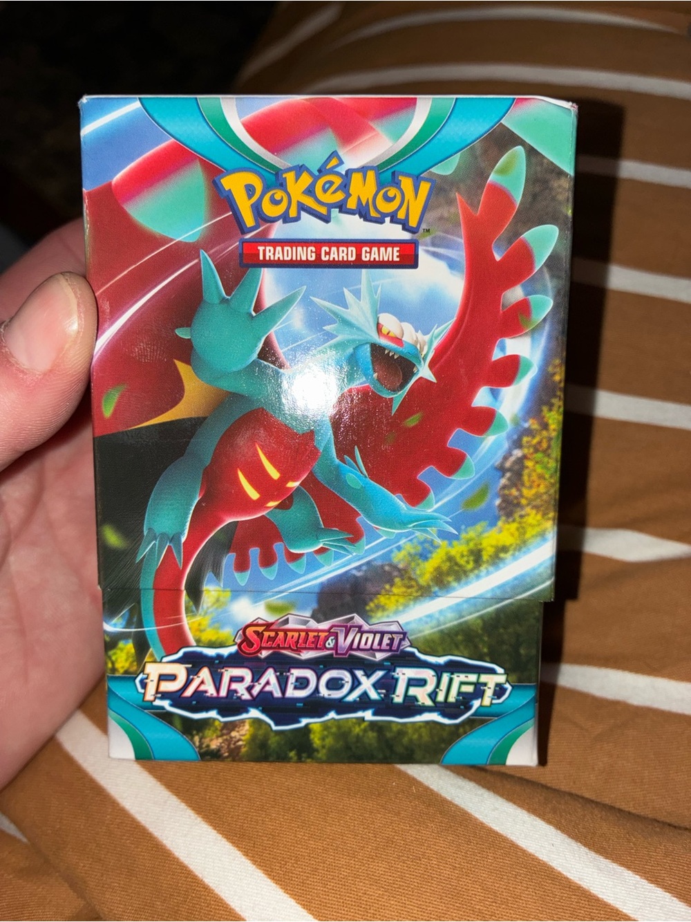 Scarlet & Violet Paradox Rift Booster Box - Red/Teal Artwork